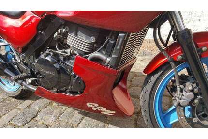 Kawasaki GPZ 500 S Gebrauchtwagen