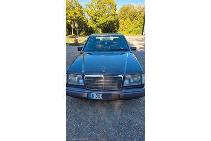 Mercedes-Benz E 220 Gebrauchtwagen