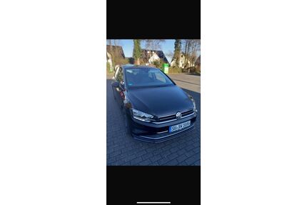 VW Golf Sportsvan Gebrauchtwagen