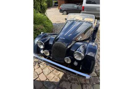 Morgan Plus 8 