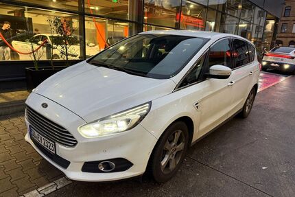 Ford S-Max Gebrauchtwagen