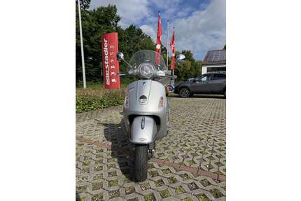 Vespa GTS 250ie Gebrauchtwagen