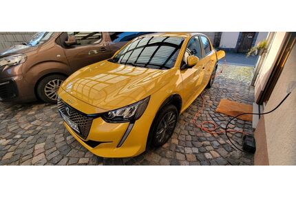 Peugeot e-208 Gebrauchtwagen