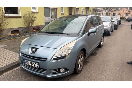 Peugeot 5008 Gebrauchtwagen
