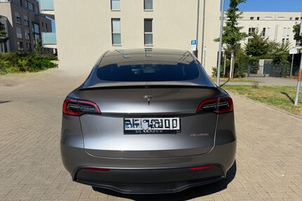 Tesla Model Y Gebrauchtwagen