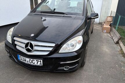 Mercedes-Benz B 180 Gebrauchtwagen