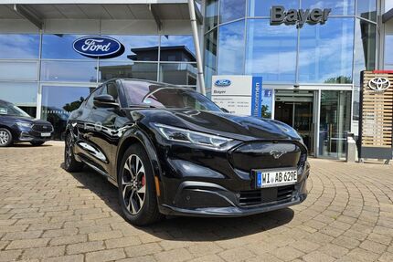 Ford Mustang Mach-E Gebrauchtwagen
