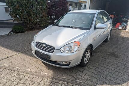Hyundai Accent Gebrauchtwagen