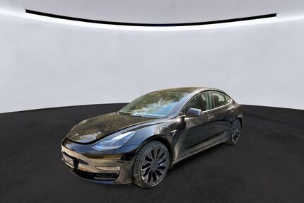 Tesla Model 3 Gebrauchtwagen