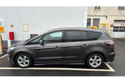 Ford S-Max Gebrauchtwagen