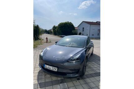 Tesla Model 3 Gebrauchtwagen
