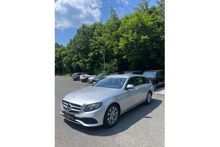 Mercedes-Benz E 220 Gebrauchtwagen