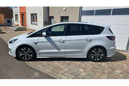 Ford S-Max Gebrauchtwagen