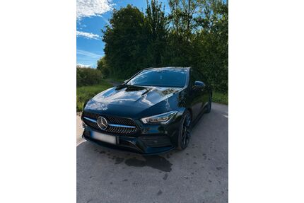 Mercedes-Benz CLA 220 Shooting Brake Gebrauchtwagen