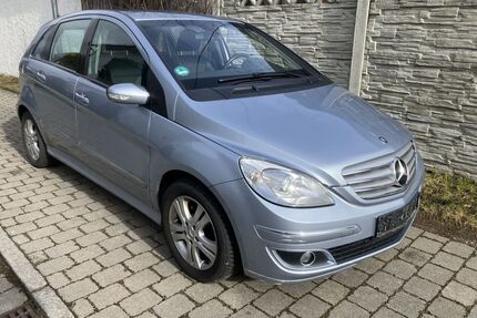 Mercedes-Benz B 180 Gebrauchtwagen
