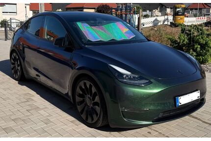 Tesla Model Y Gebrauchtwagen