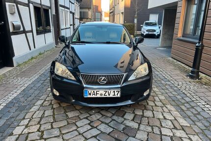 Lexus IS 220 Gebrauchtwagen