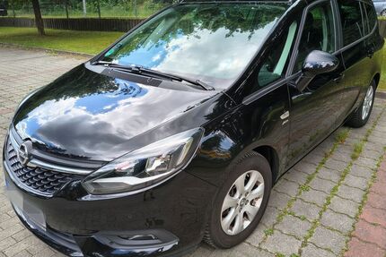 Opel Zafira Tourer Gebrauchtwagen