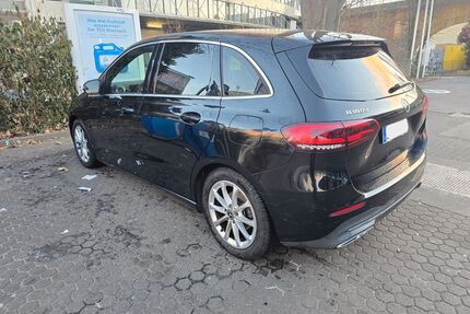 Mercedes-Benz B 180 Gebrauchtwagen