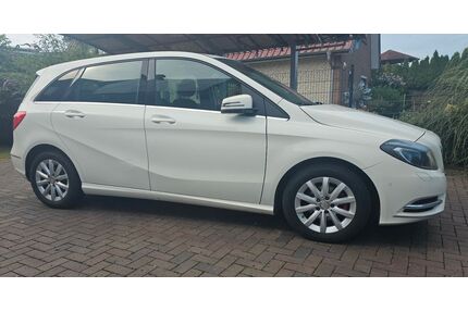 Mercedes-Benz B 180 Gebrauchtwagen