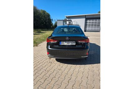 Lexus IS 300 Gebrauchtwagen