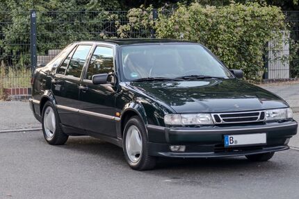 Saab 9000 