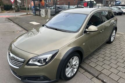 Opel Insignia CT Gebrauchtwagen