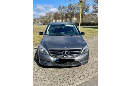Mercedes-Benz B 180 Gebrauchtwagen