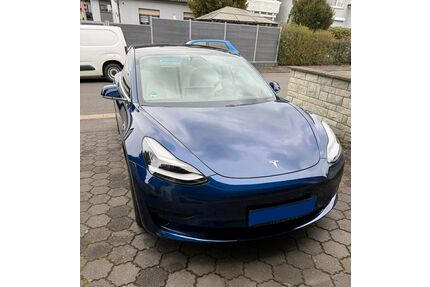 Tesla Model 3 Gebrauchtwagen