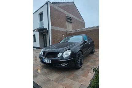 Mercedes-Benz E 320 Gebrauchtwagen