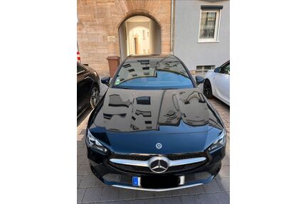 Mercedes-Benz CLA 180 Shooting Brake Gebrauchtwagen