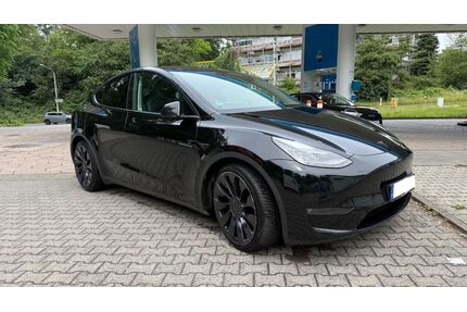 Tesla Model Y Gebrauchtwagen