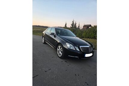 Mercedes-Benz E 220 Gebrauchtwagen