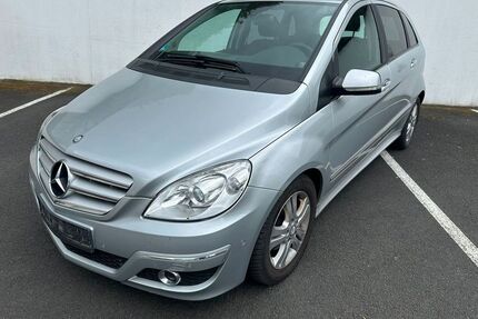 Mercedes-Benz B 180 Gebrauchtwagen