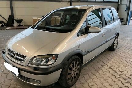 Opel Zafira Gebrauchtwagen
