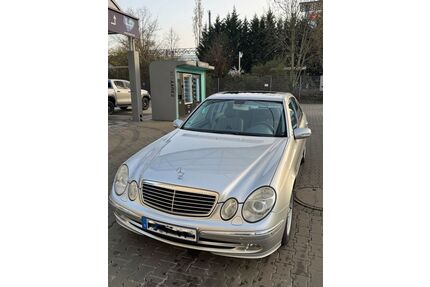 Mercedes-Benz E 200 Gebrauchtwagen