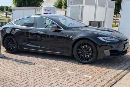 Tesla Model S Gebrauchtwagen