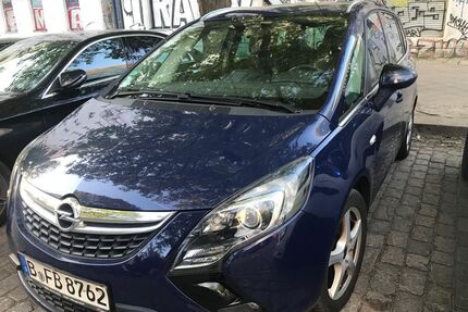 Opel Zafira Tourer Gebrauchtwagen