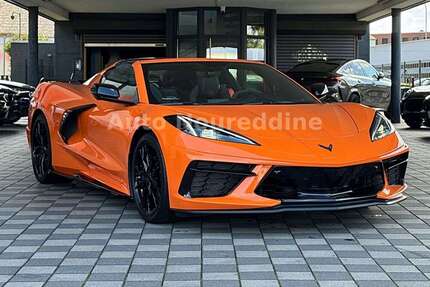Kia C8 