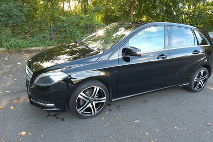 Mercedes-Benz B 180 Gebrauchtwagen