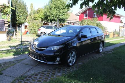 Toyota Auris Gebrauchtwagen