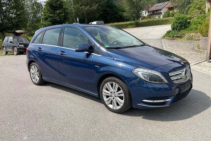 Mercedes-Benz B 180 Gebrauchtwagen