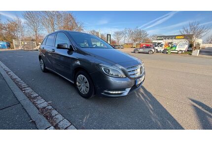 Mercedes-Benz B 180 Gebrauchtwagen