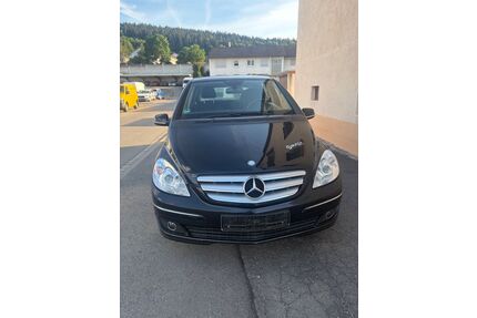 Mercedes-Benz B 200 Gebrauchtwagen