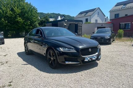 Jaguar XF Gebrauchtwagen
