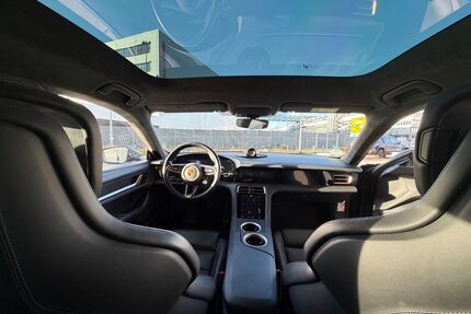Porsche Taycan Gebrauchtwagen