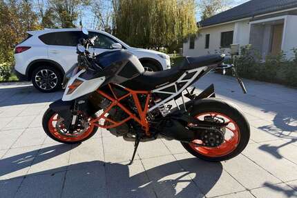 KTM 1290 Super Duke R Gebrauchtwagen