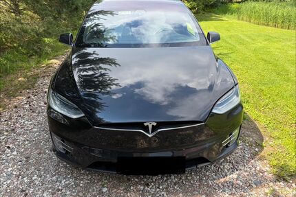 Tesla Model X Gebrauchtwagen
