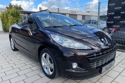 Mazda 207 