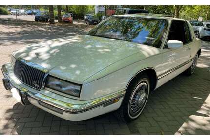 Buick Riviera 
